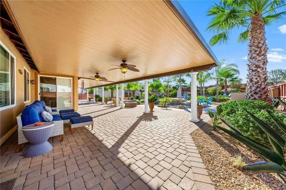 32717 Blue Mist Way Wildomar, CA 92595