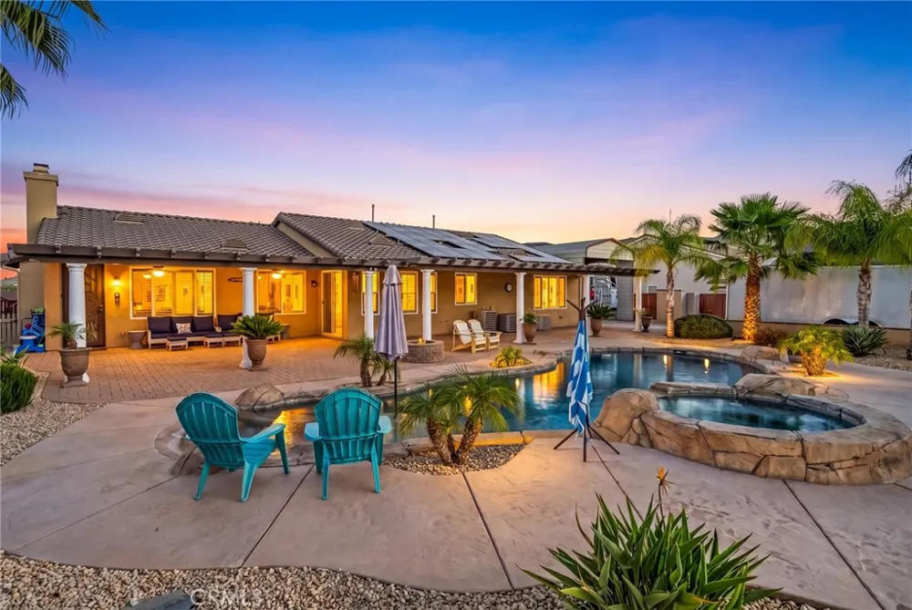 32717 Blue Mist Way Wildomar, CA 92595