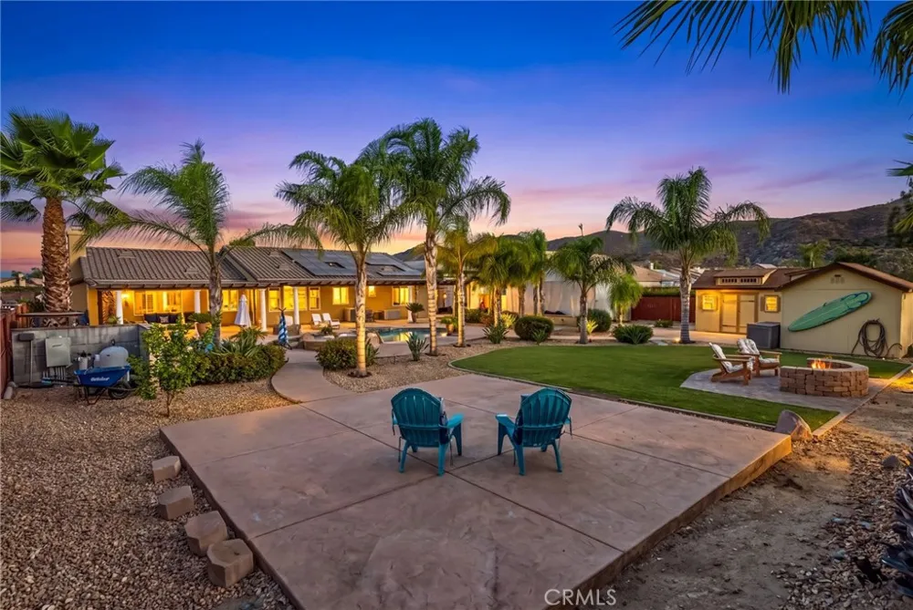 32717 Blue Mist Way Wildomar, CA 92595