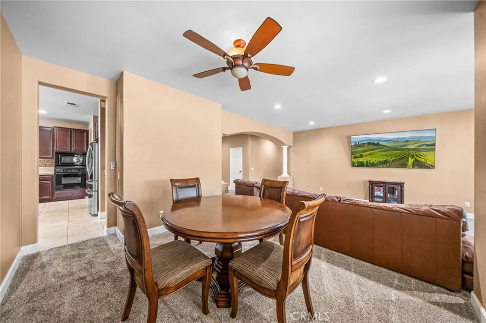 32717 Blue Mist Way Wildomar, CA 92595
