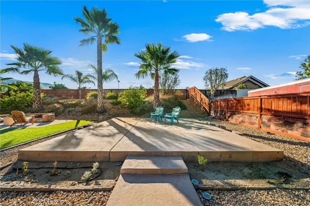 32717 Blue Mist Way Wildomar, CA 92595