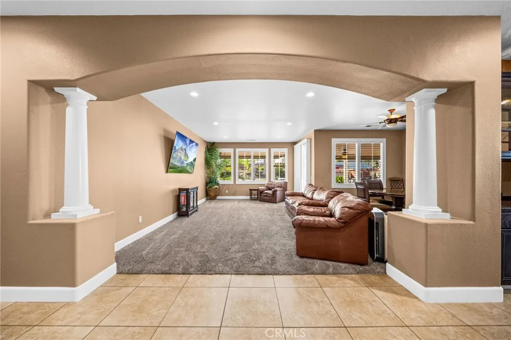 32717 Blue Mist Way Wildomar, CA 92595