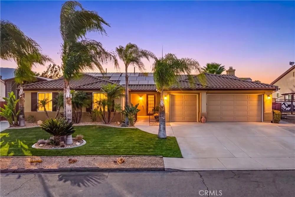 32717 Blue Mist Way Wildomar, CA 92595