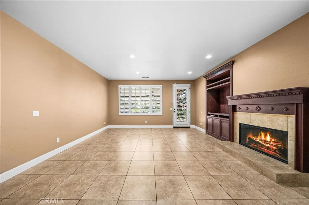 32717 Blue Mist Way Wildomar, CA 92595