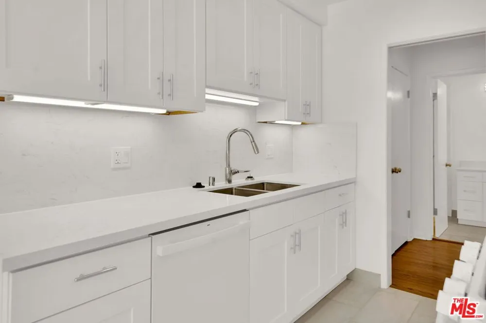 950 Euclid Street #A Santa Monica, CA 90403