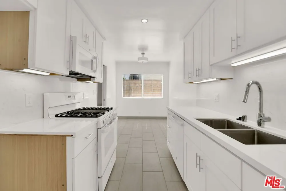 950 Euclid Street #A Santa Monica, CA 90403