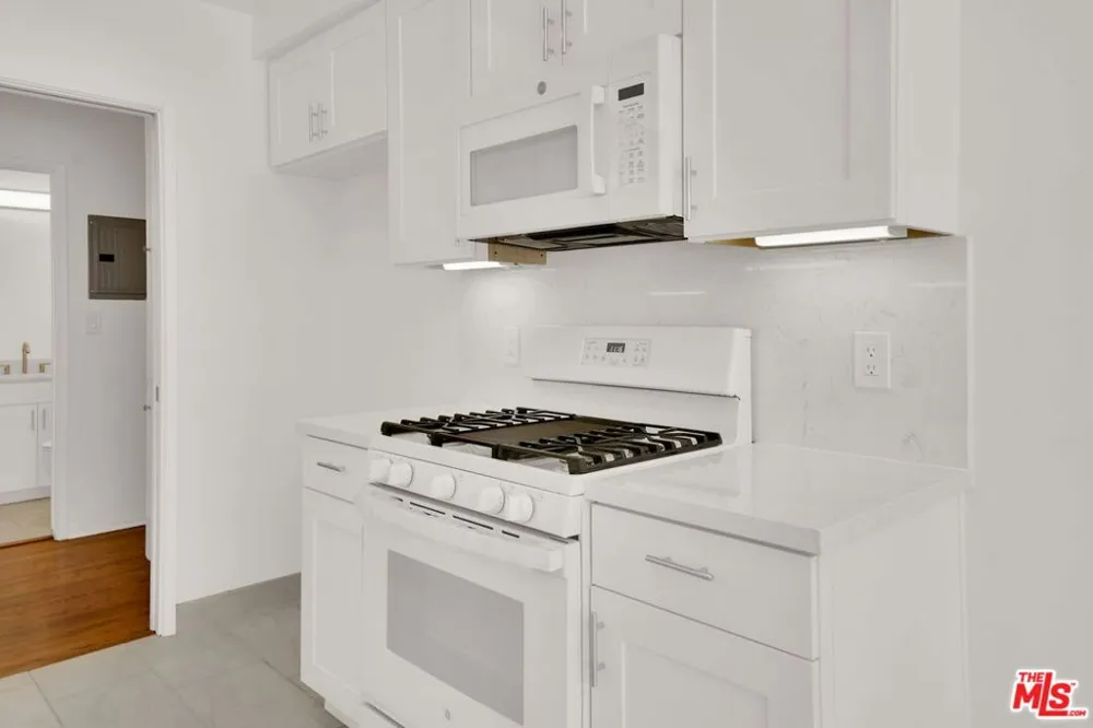 950 Euclid Street #A Santa Monica, CA 90403