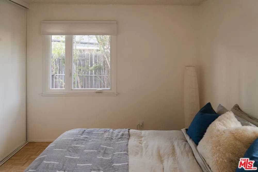 22736 Cantlay Street West Hills, CA 91307