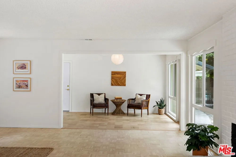 22736 Cantlay Street West Hills, CA 91307