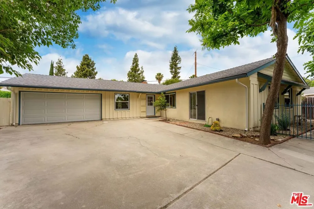 22736 Cantlay Street West Hills, CA 91307