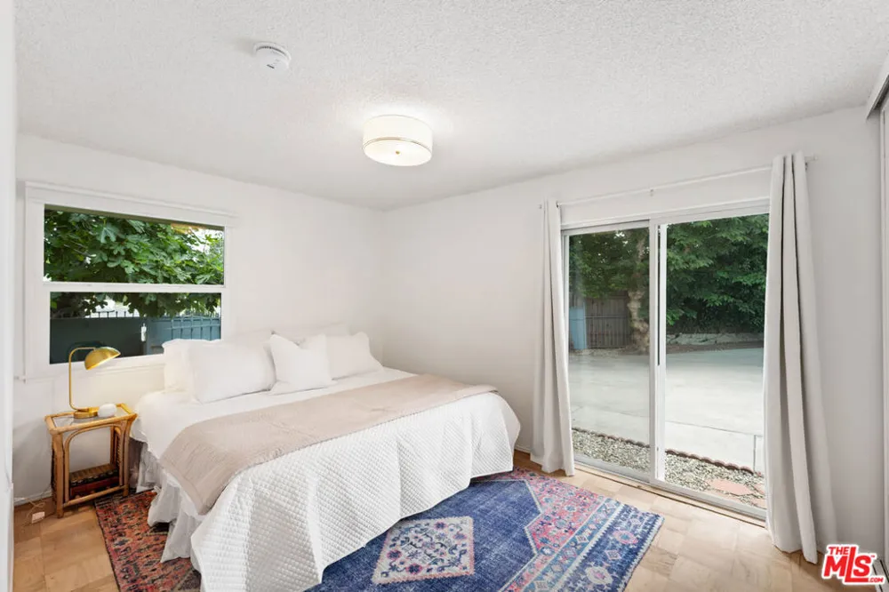 22736 Cantlay Street West Hills, CA 91307