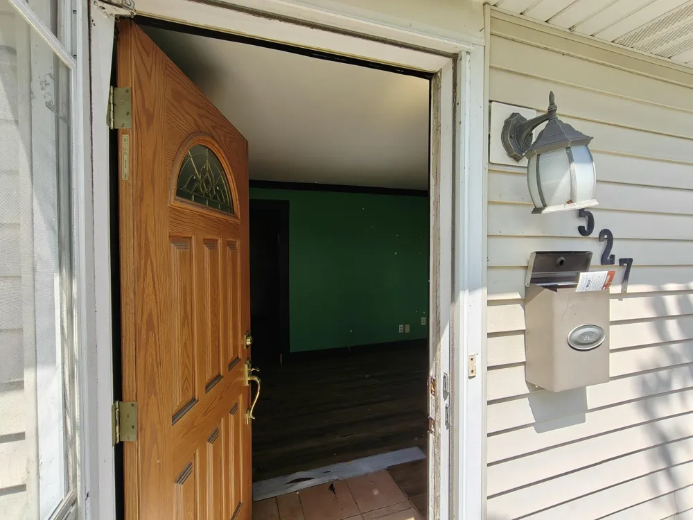 3527 41st Street Highland, IN 46322