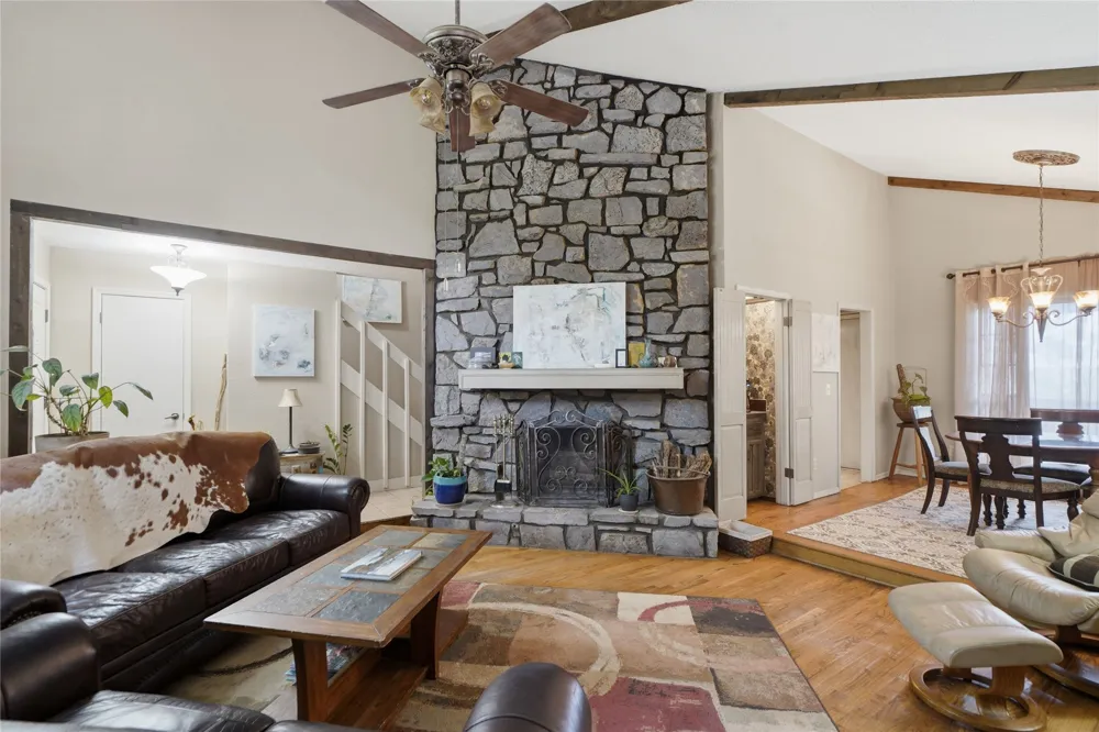 219 Oak Ridge Drive Sand Springs, OK 74063