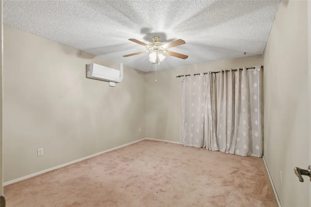 219 Oak Ridge Drive Sand Springs, OK 74063