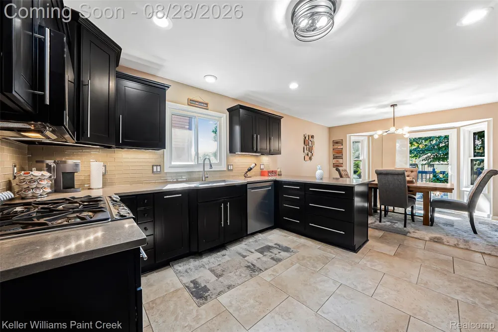 57810 Roman Drive Washington Township, MI 48094
