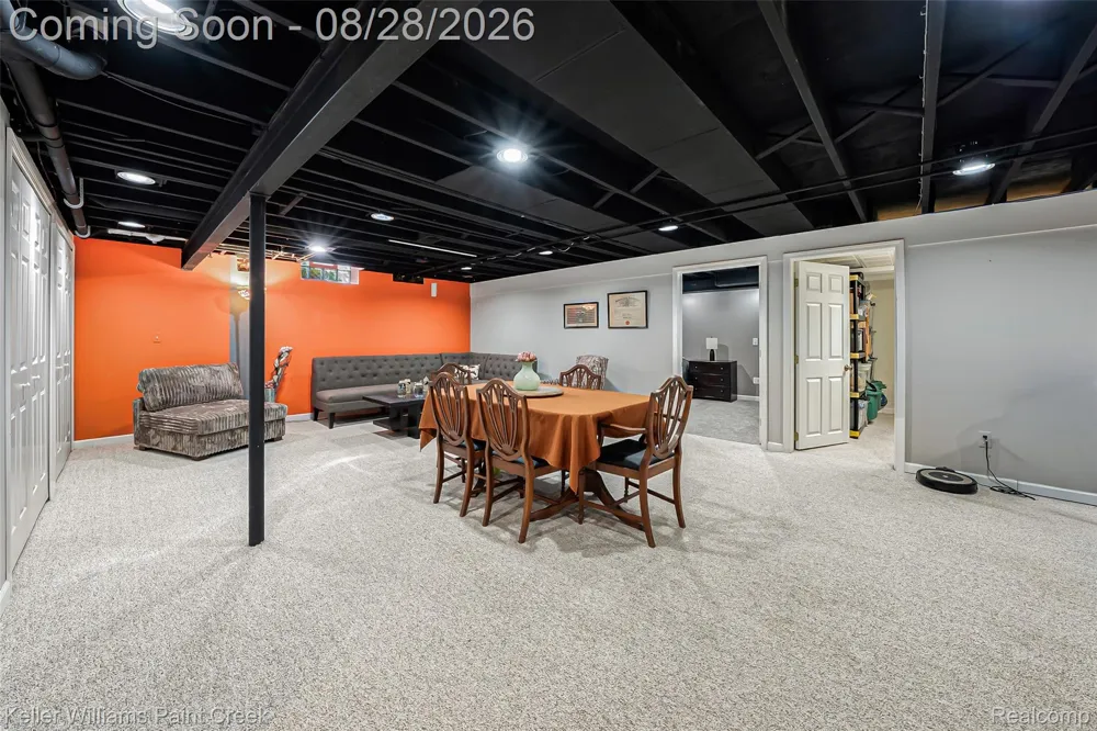 57810 Roman Drive Washington Township, MI 48094