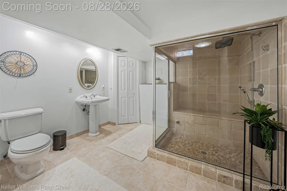 57810 Roman Drive Washington Township, MI 48094