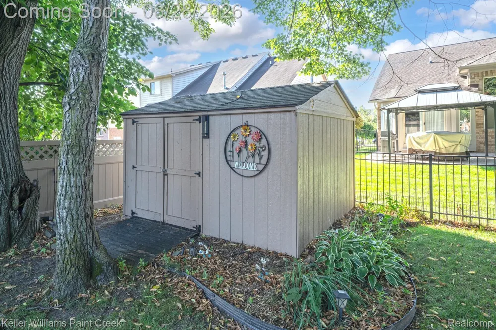 57810 Roman Drive Washington Township, MI 48094