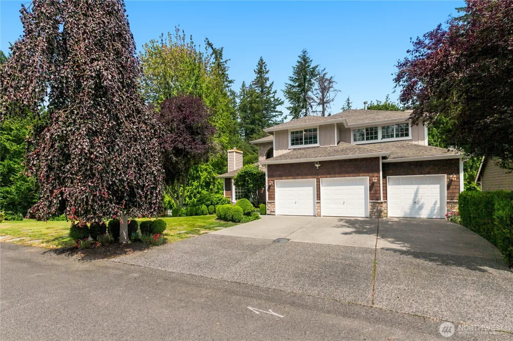 11215 29th Street SE Lake Stevens, WA 98258