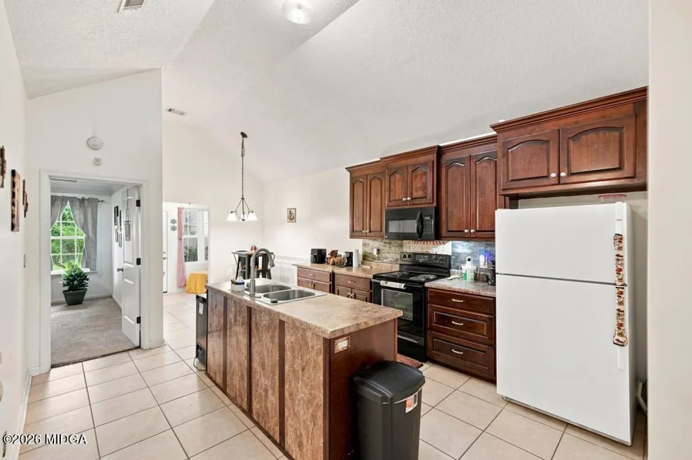 419 Bob White Road Macon, GA 31216