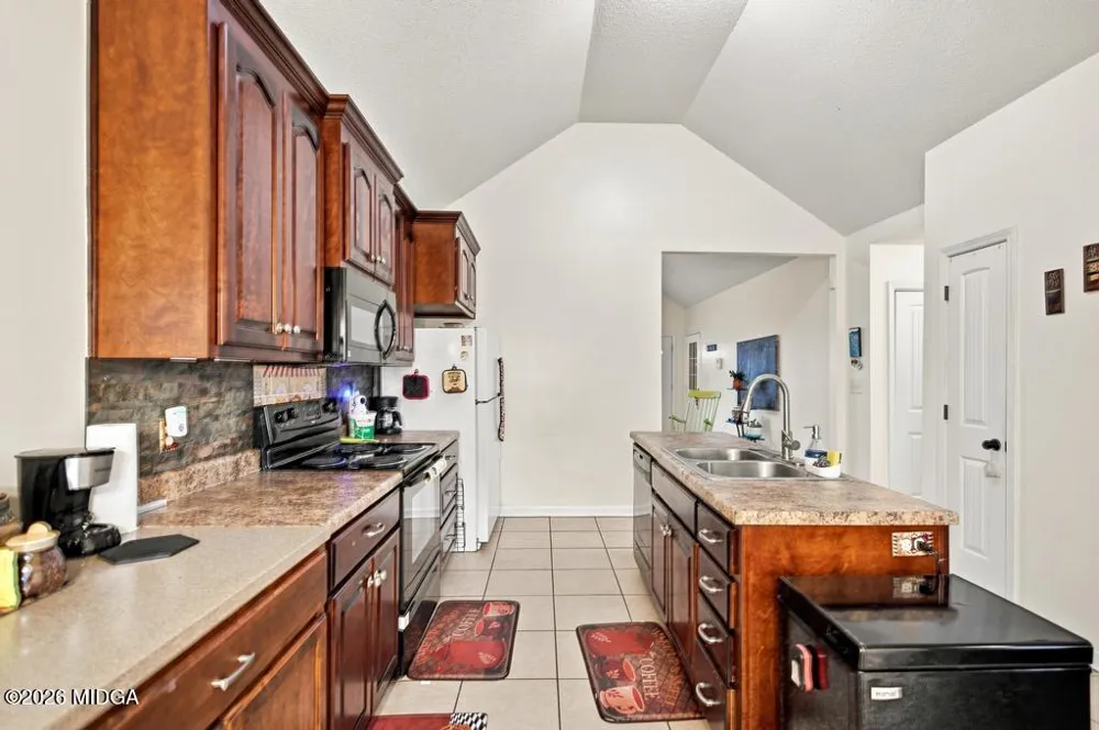 419 Bob White Road Macon, GA 31216
