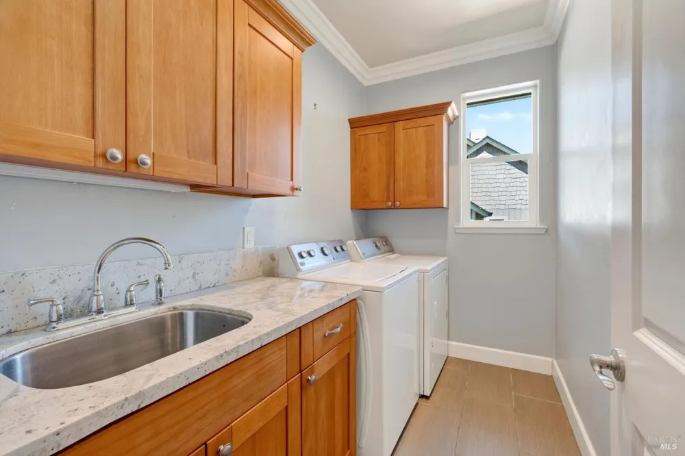 511 Tehuacan Road Ukiah, CA 95482