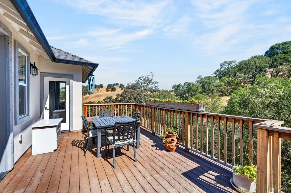 511 Tehuacan Road Ukiah, CA 95482