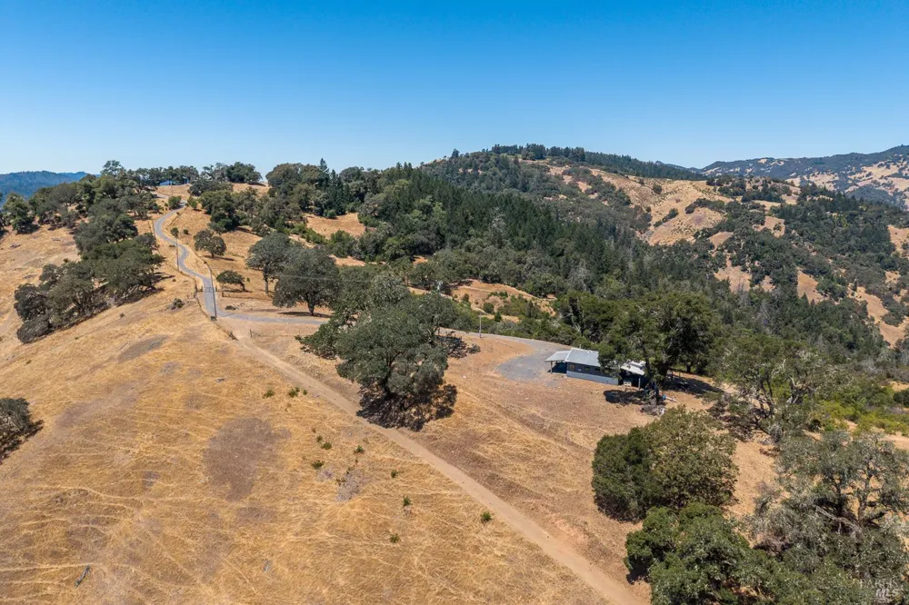 18115 Highlands Ridge Road Yorkville, CA 95494