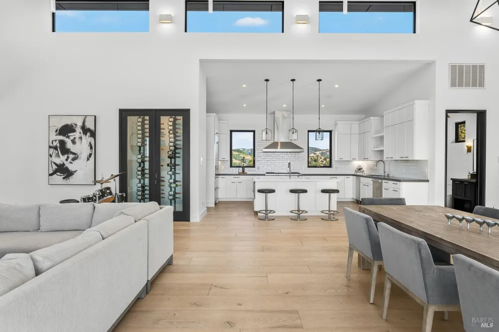 18115 Highlands Ridge Road Yorkville, CA 95494