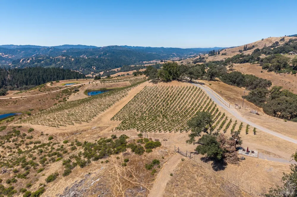 18115 Highlands Ridge Road Yorkville, CA 95494