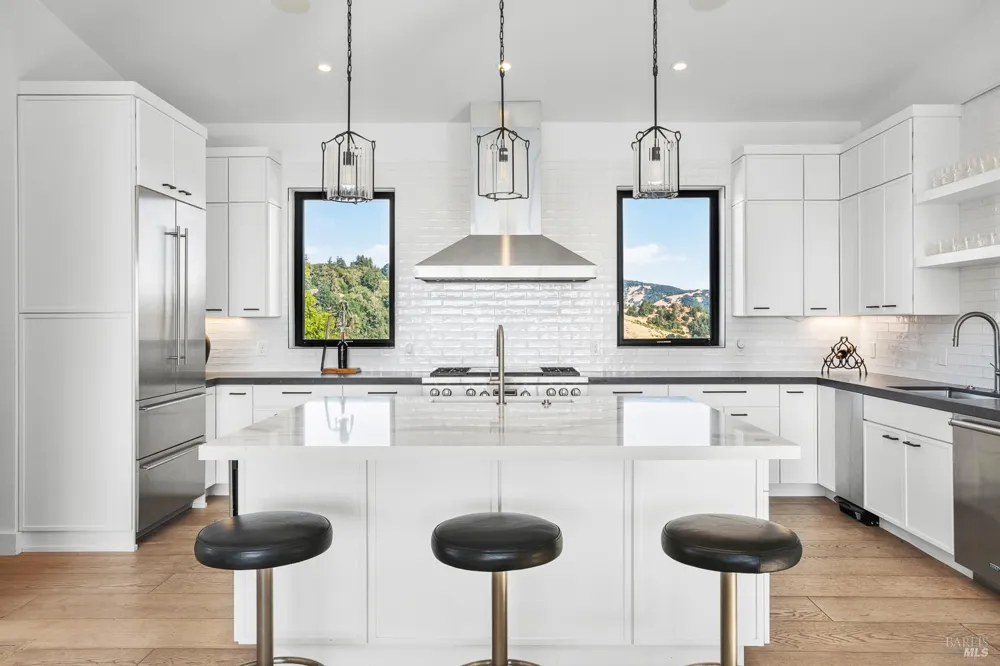 18115 Highlands Ridge Road Yorkville, CA 95494