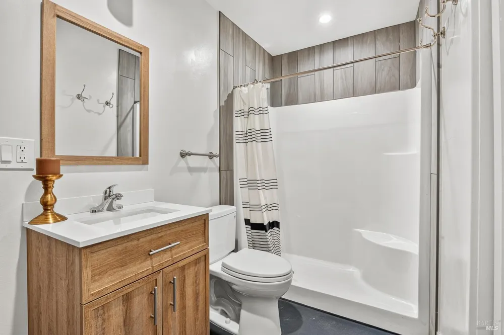18115 Highlands Ridge Road Yorkville, CA 95494