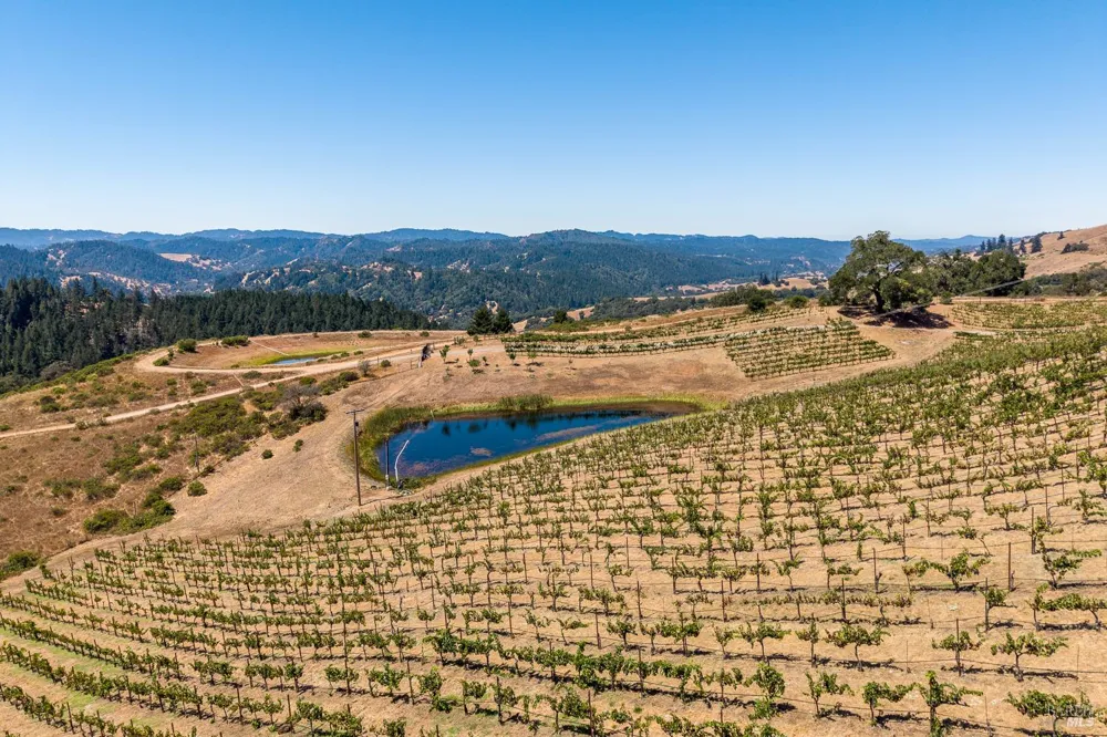 18115 Highlands Ridge Road Yorkville, CA 95494