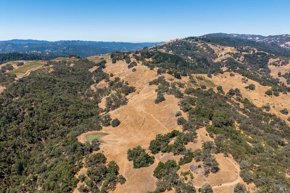 18115 Highlands Ridge Road Yorkville, CA 95494