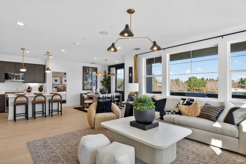 818 Buckley Drive Santa Rosa, CA 95407