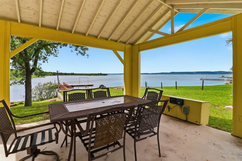 106 County Road 142 Burnet, TX 78611