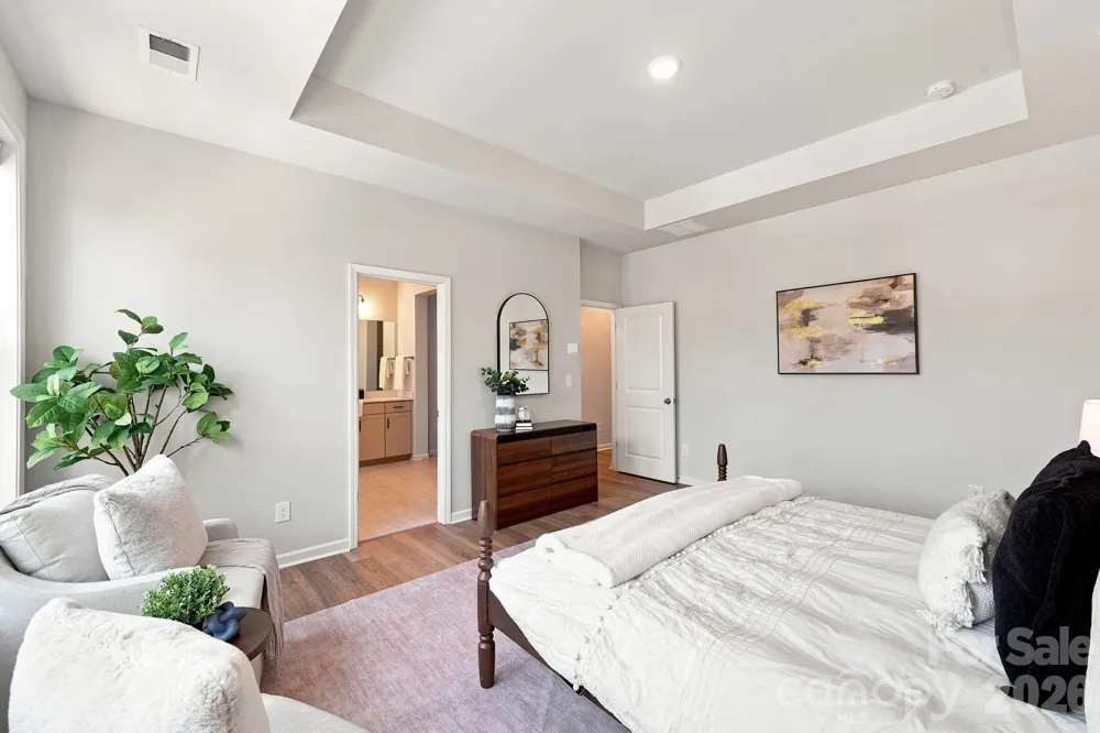 5930 Ardrey Kell Road Charlotte, NC 28277