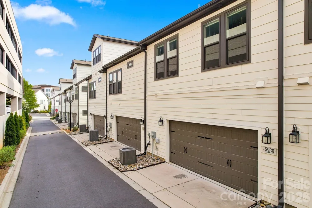 5930 Ardrey Kell Road Charlotte, NC 28277