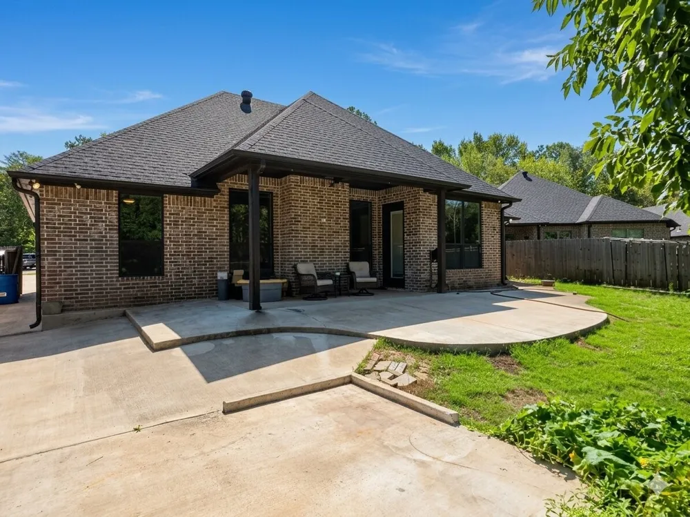 11034 Oak Springs Cove Tyler, TX 75703