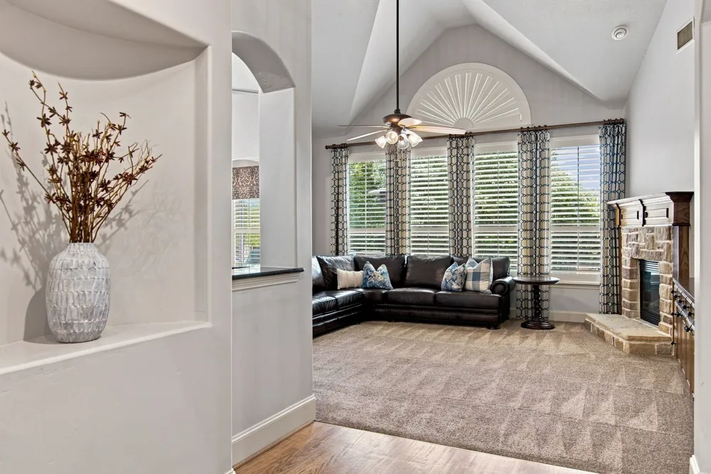 1920 Los Cabos Lane Arlington, TX 76012
