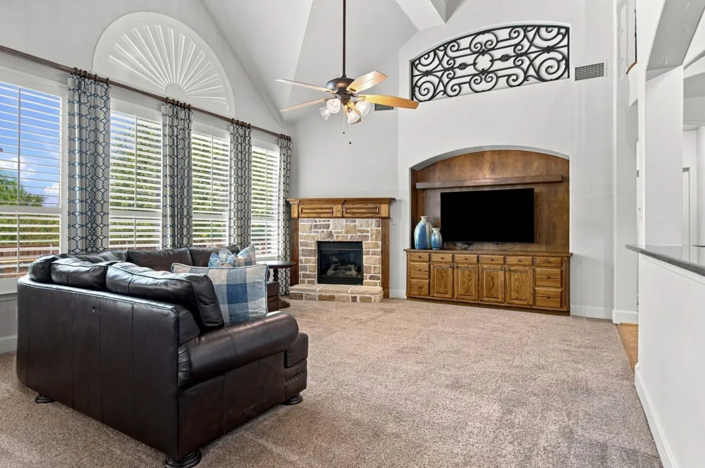 1920 Los Cabos Lane Arlington, TX 76012