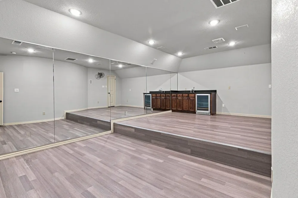 1920 Los Cabos Lane Arlington, TX 76012