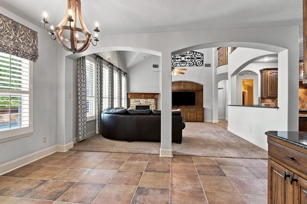 1920 Los Cabos Lane Arlington, TX 76012