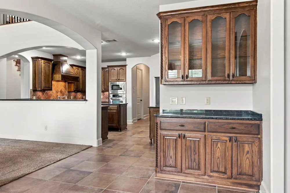 1920 Los Cabos Lane Arlington, TX 76012