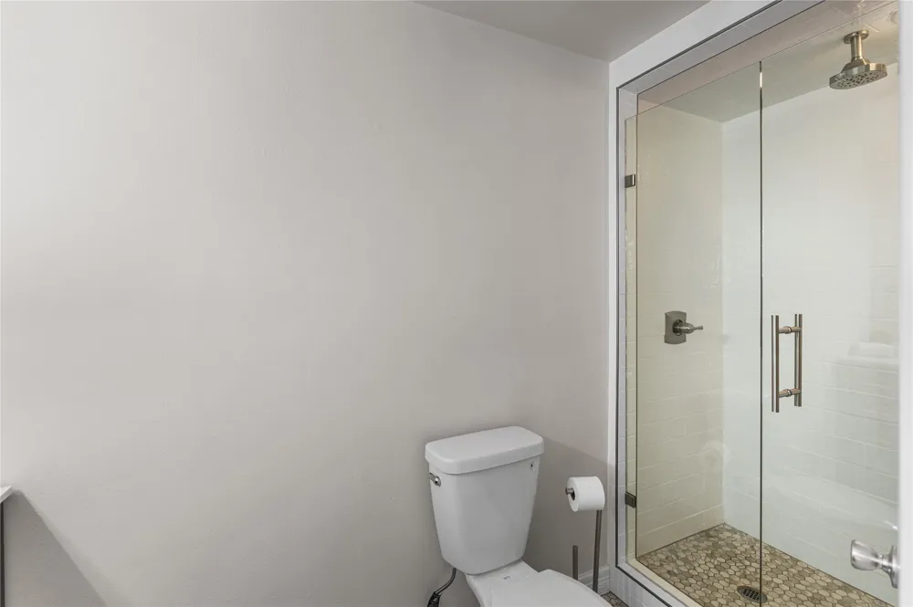 80 Bayside Circle Gainesville, TX 76240