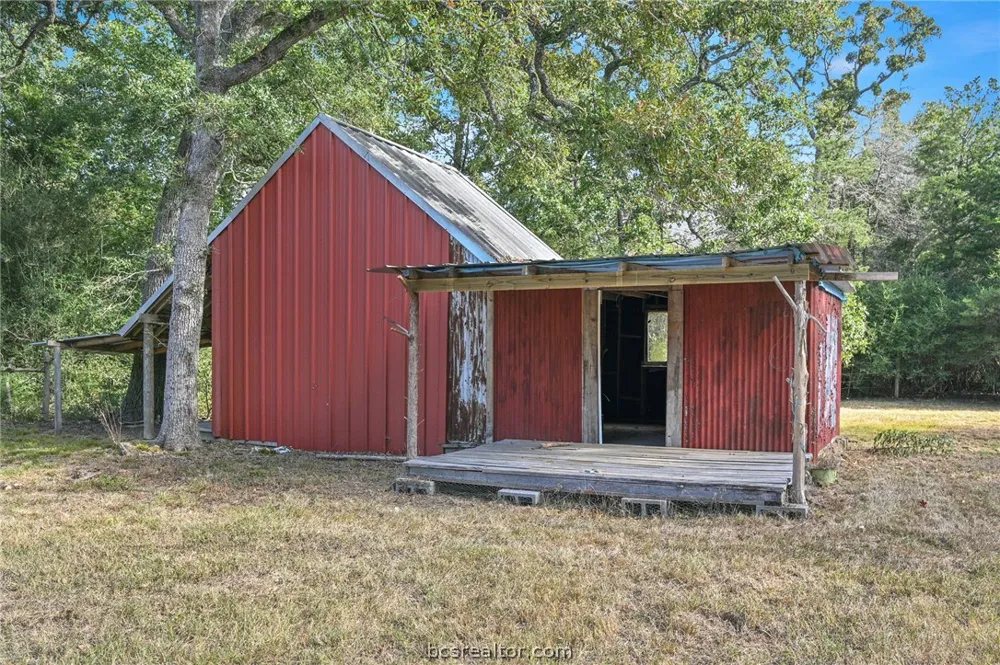 8688 Treebrook Lane Bryan, TX 77808