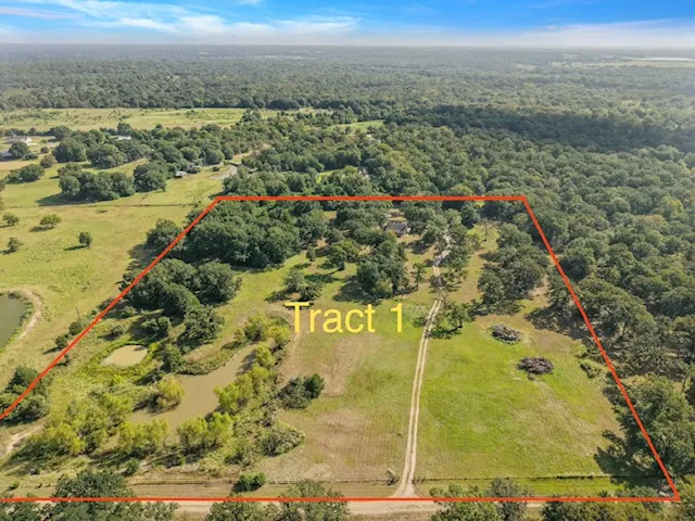 8688 Treebrook Lane Bryan, TX 77808