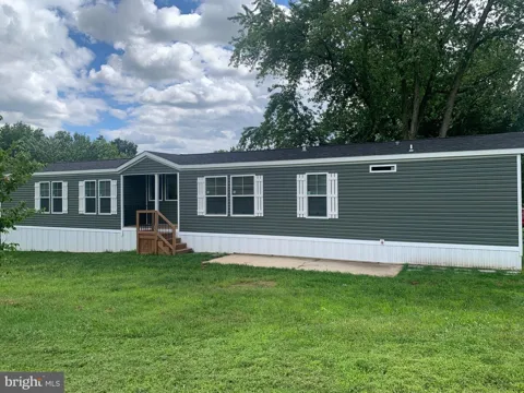 72 OLIVER DRIVE