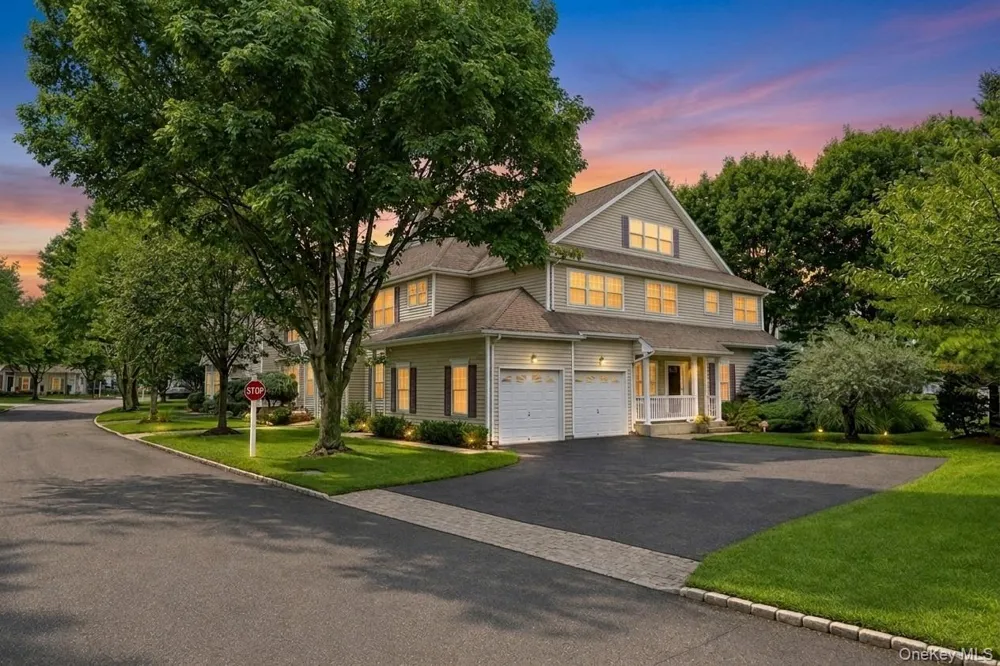 51 Deer Valley Drive Nesconset, NY 11767