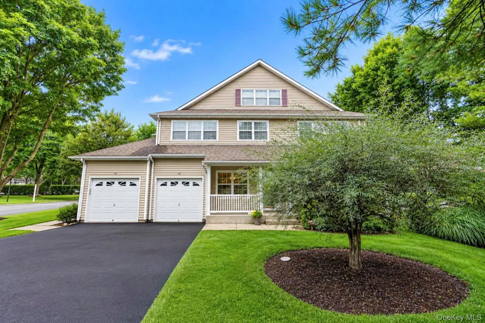 51 Deer Valley Drive Nesconset, NY 11767